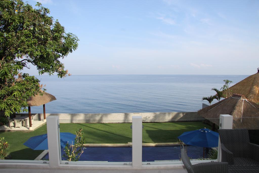 Villa The Front - North Bali