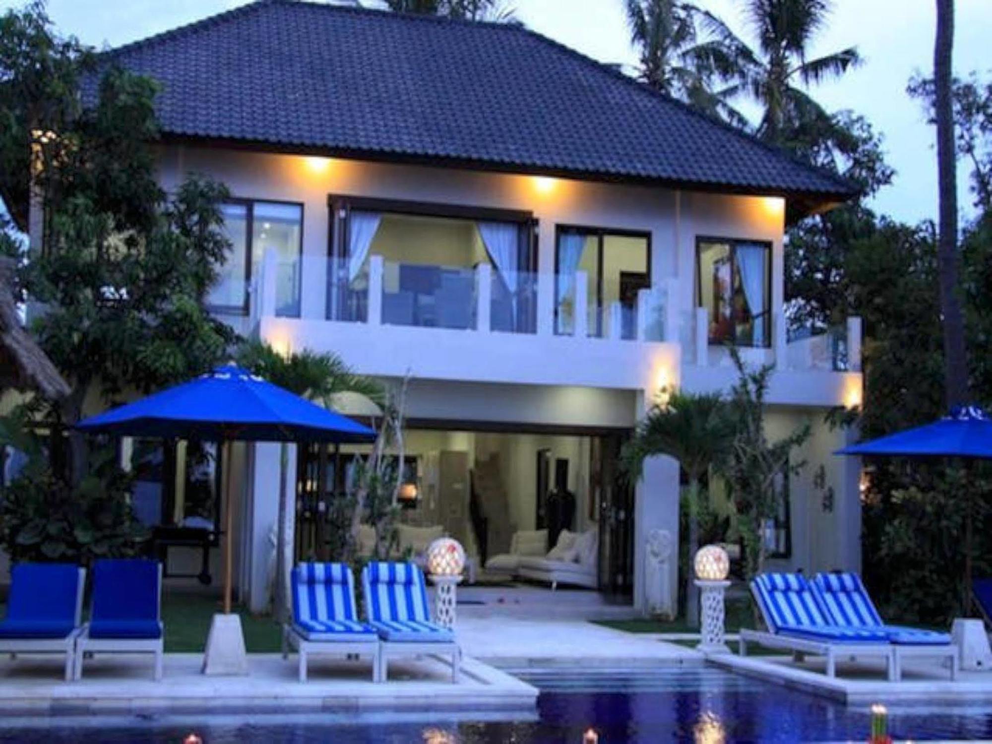 The Front - North Bali Villa Kubutambahan (Bali)